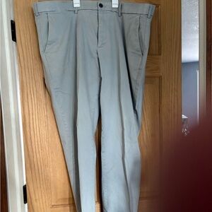 Gap men’s slim fit pants size 42x34 grey
